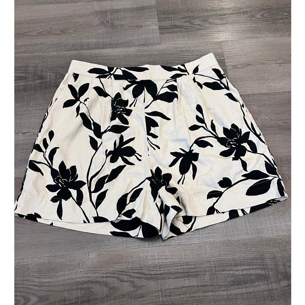EUC Tan & Black Floral Linen Blend Shorts